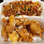 Best Honey Walnut Chicken 晚-蜜桃鸡 in Kent, WA